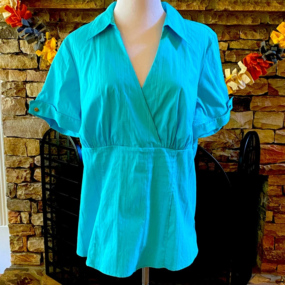 NWOT Lane Bryant Turquoise Side Zip Top